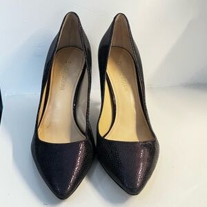 Enzo Angiolini Iridescent Textured Leather Pumps – Size 8M